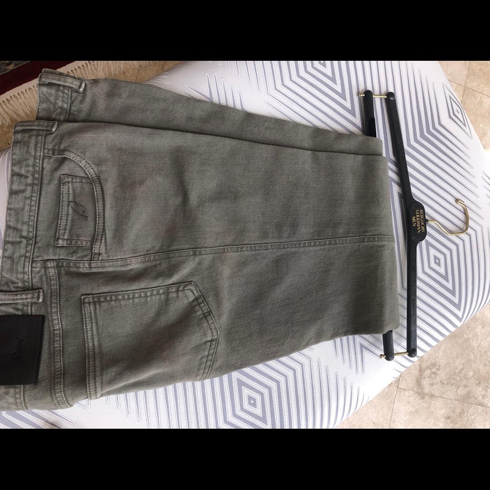 Men Brand New Brioni Pants color grey